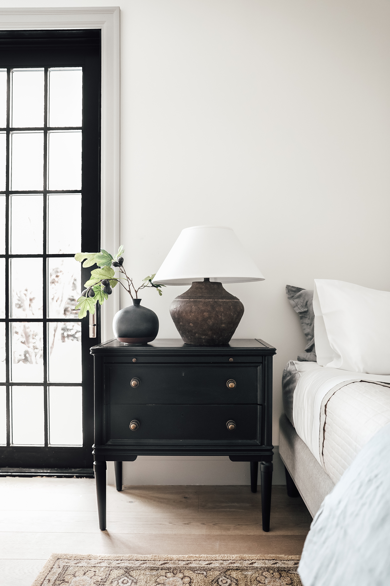 calabria table lamp