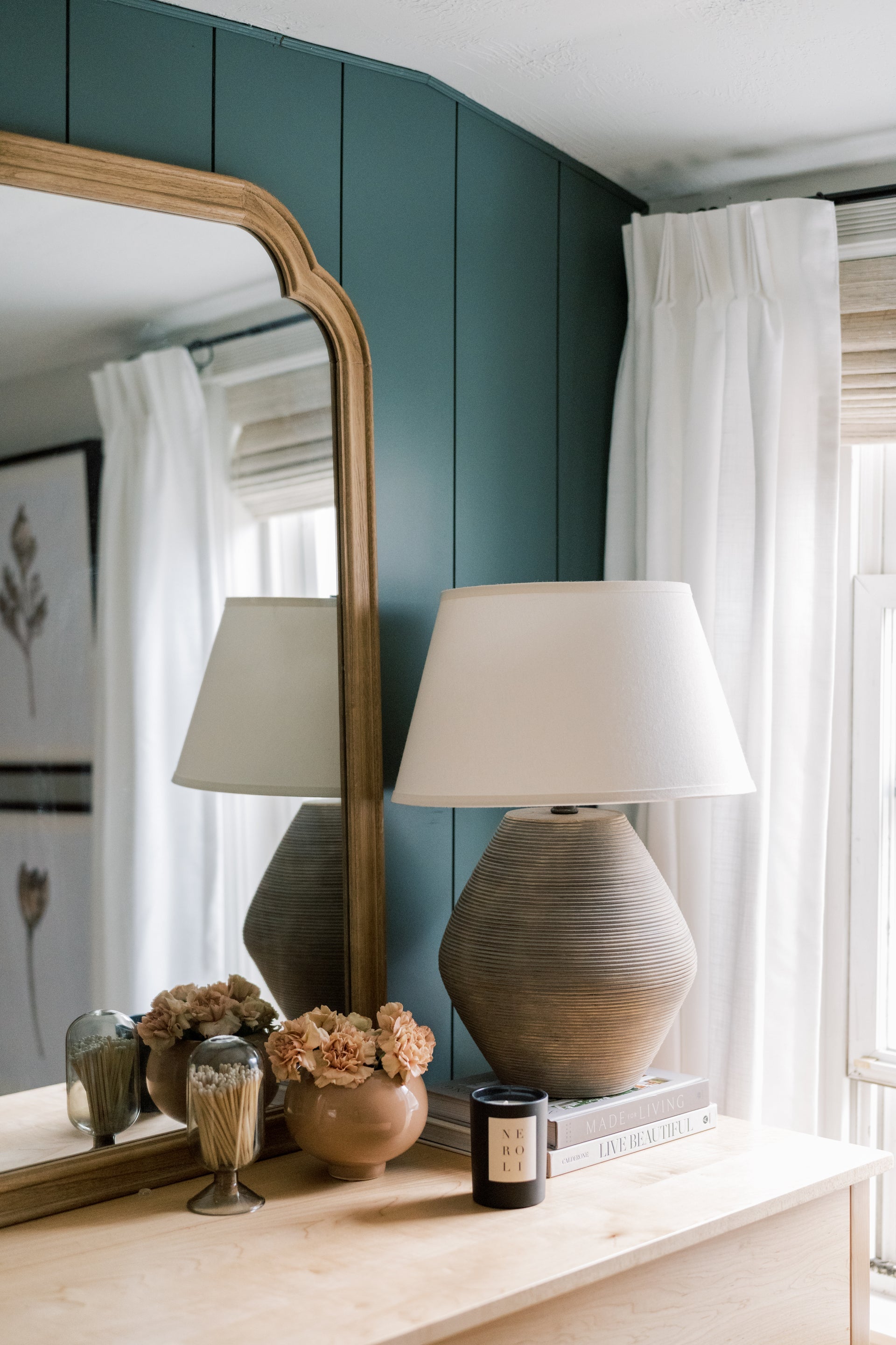 calabria table lamp