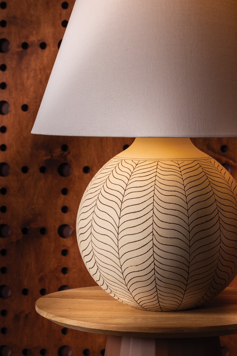 capers table lamp