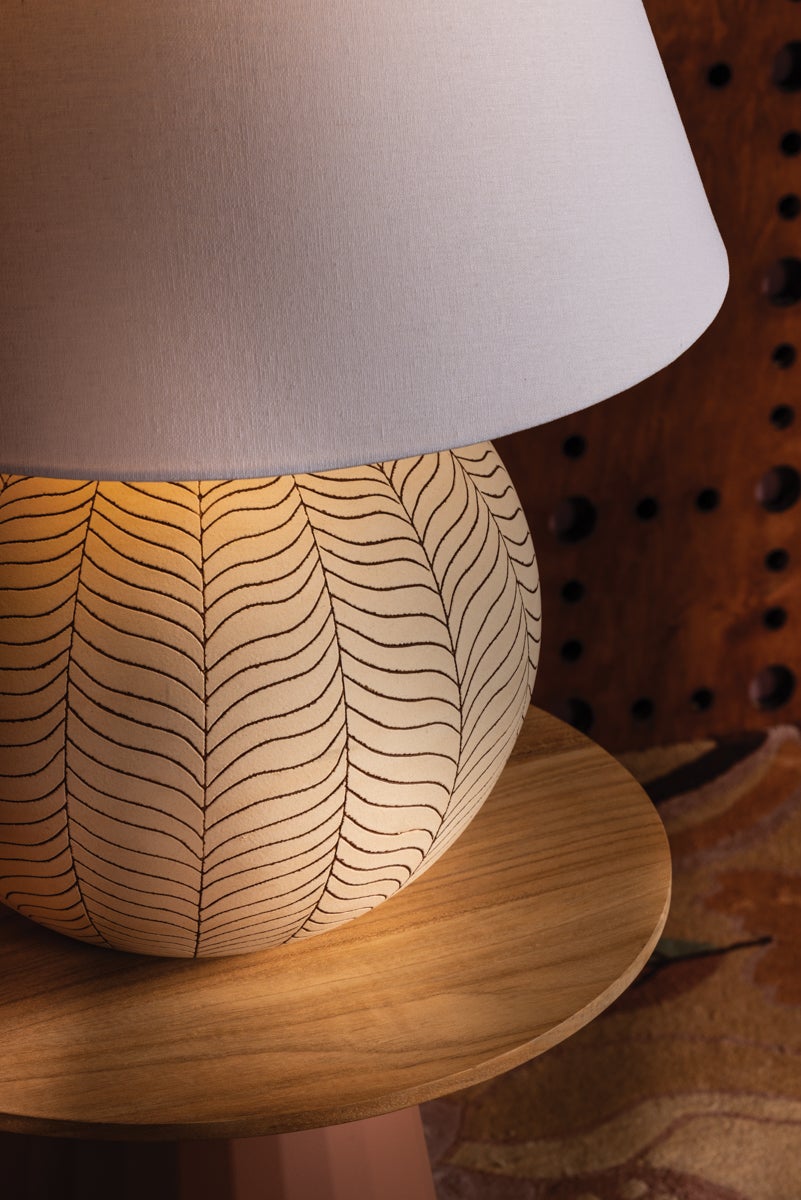 capers table lamp