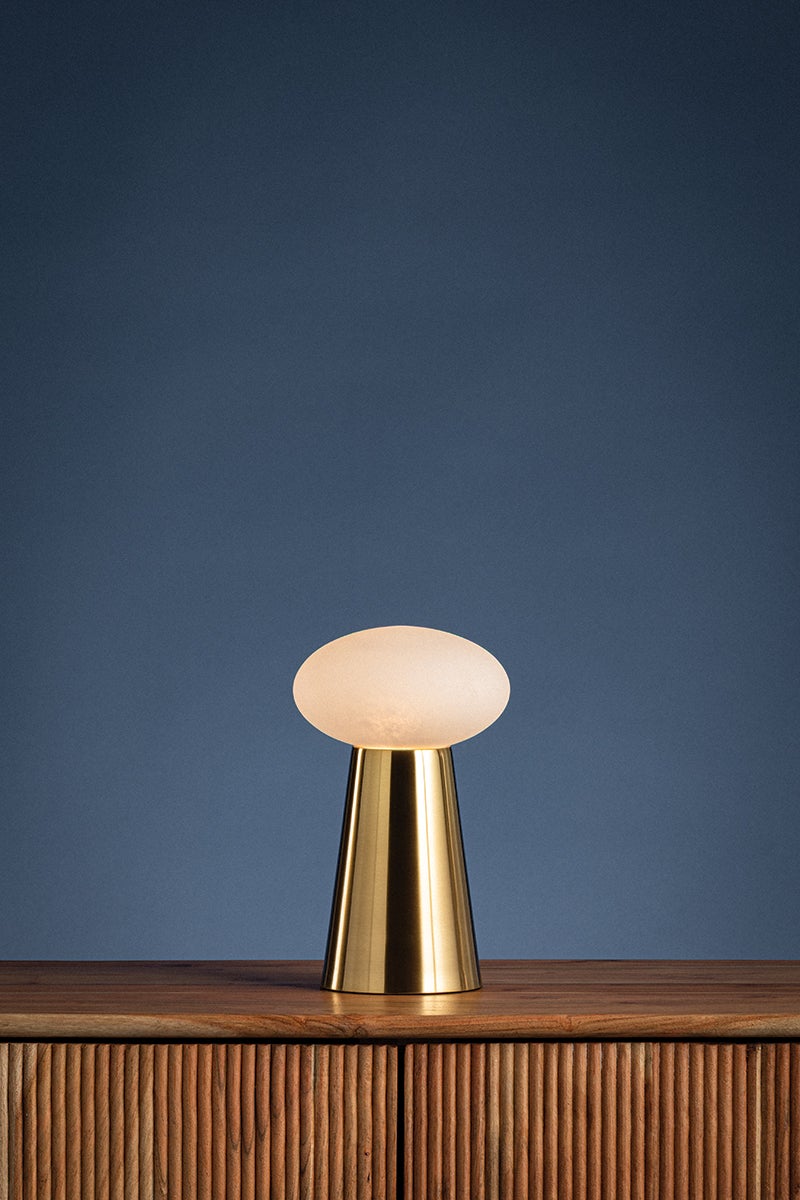 cashel rechargeable table lamp