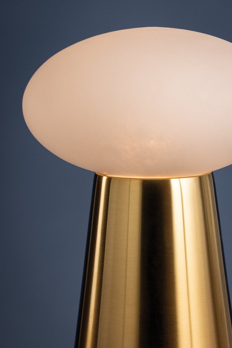 cashel rechargeable table lamp