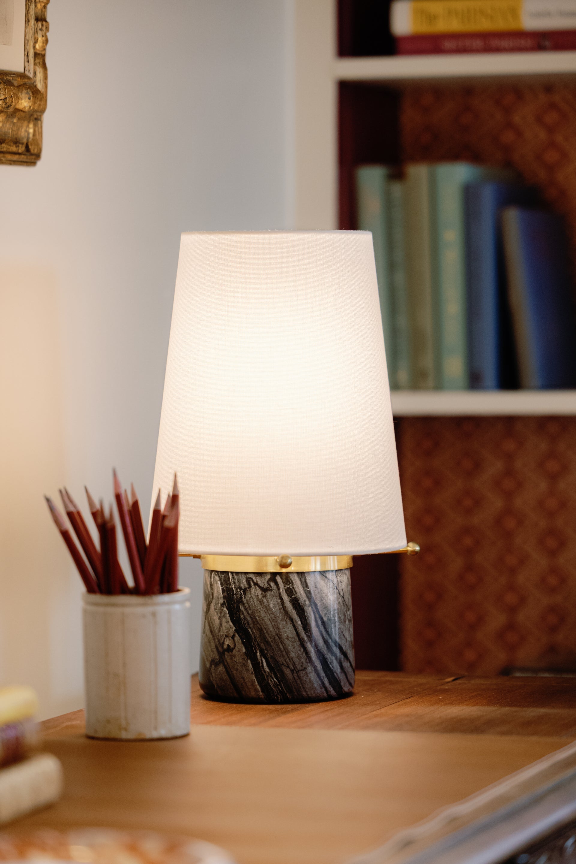 central valley rechargeable table lamp