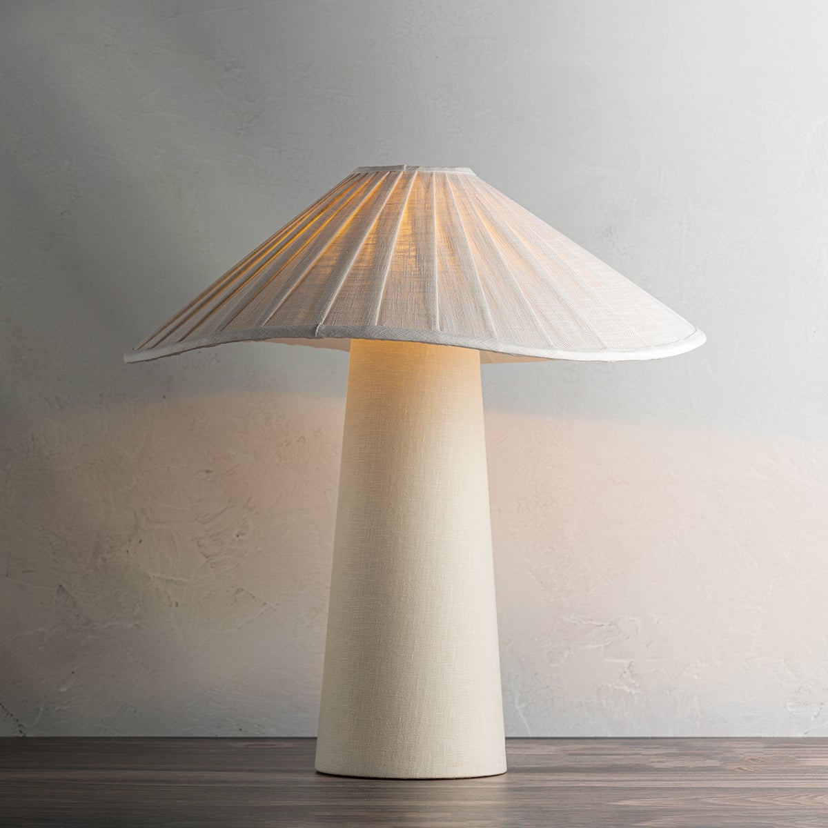 chanterelle table lamp