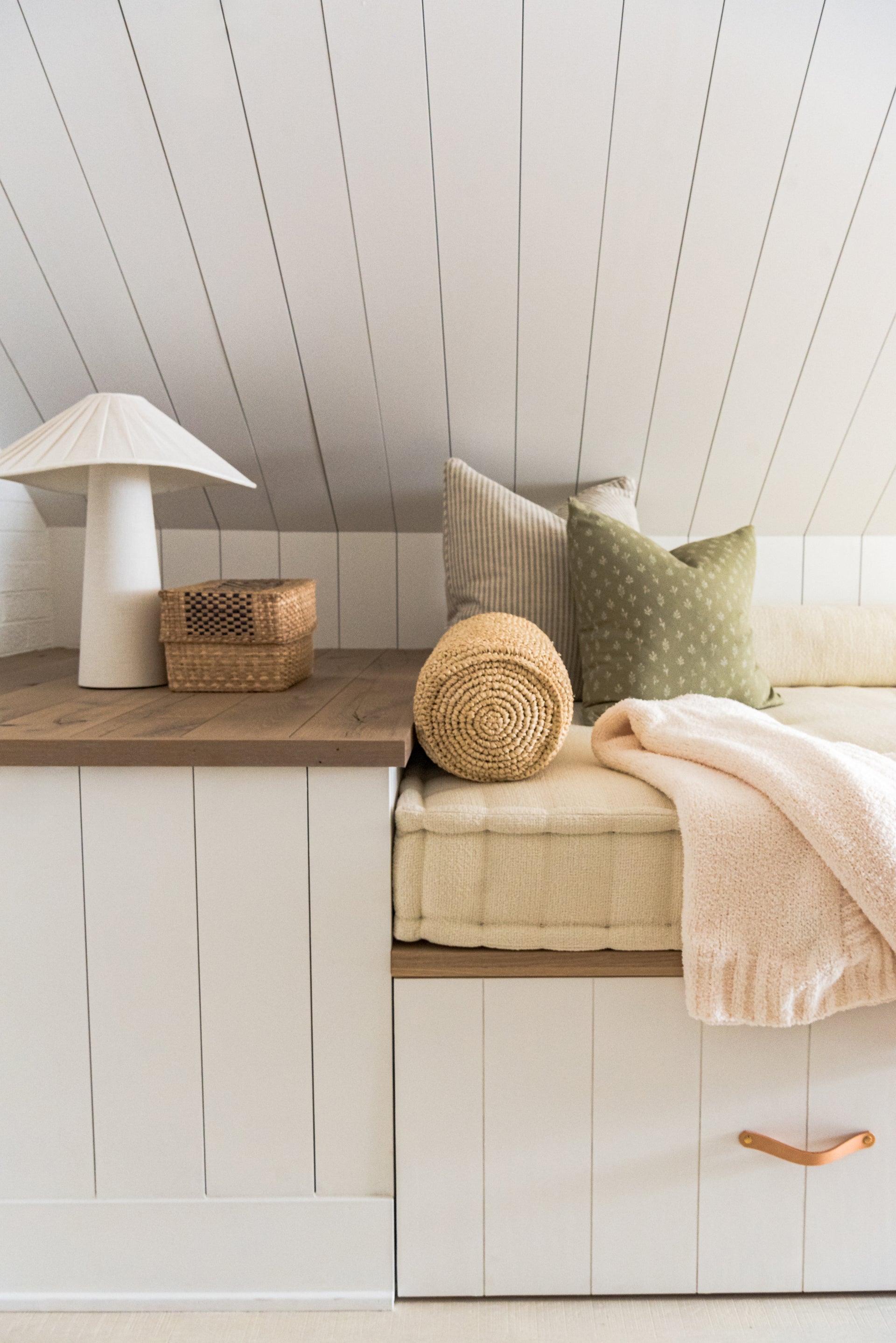 chanterelle table lamp