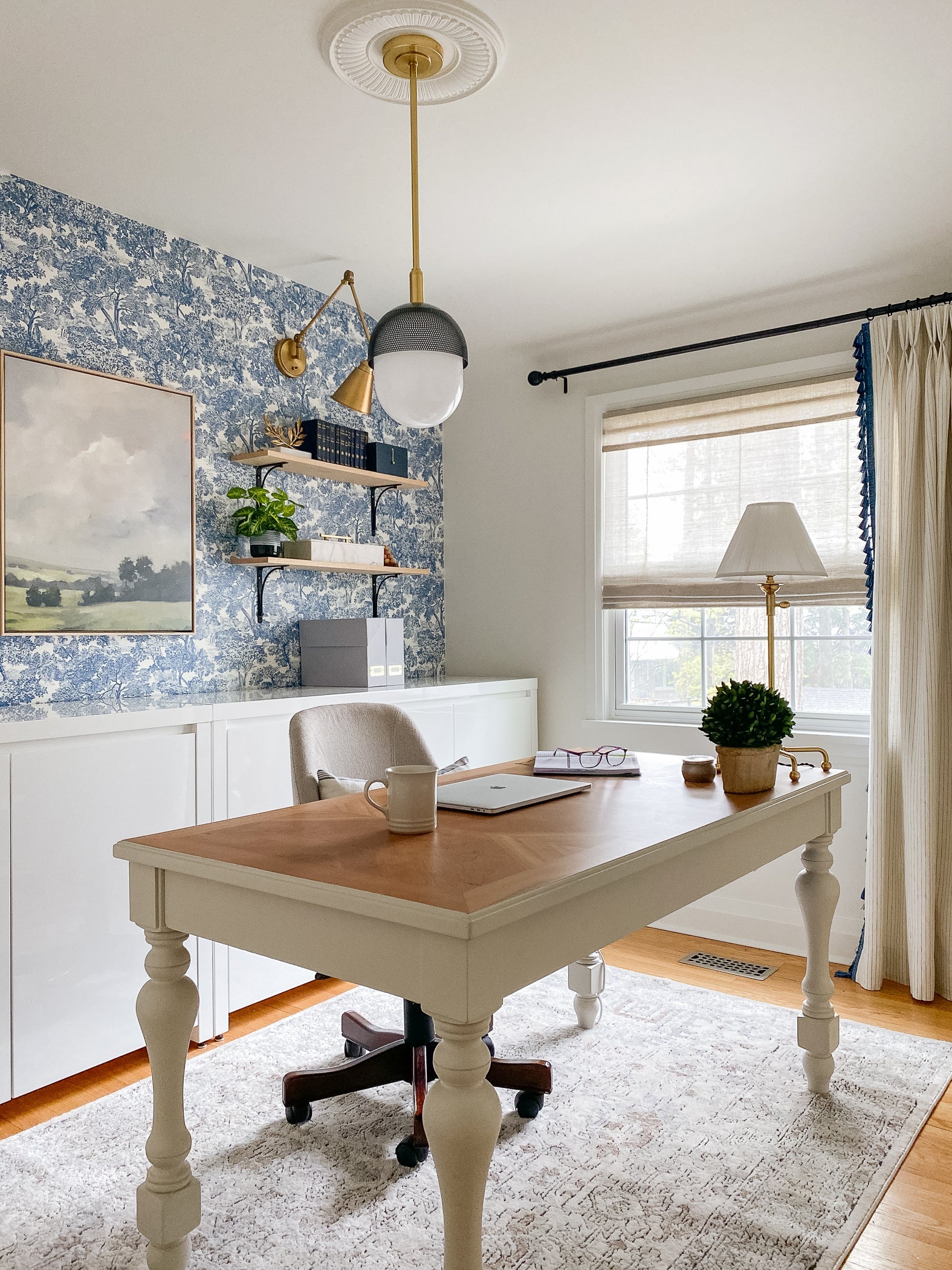 classic no.1 table lamp