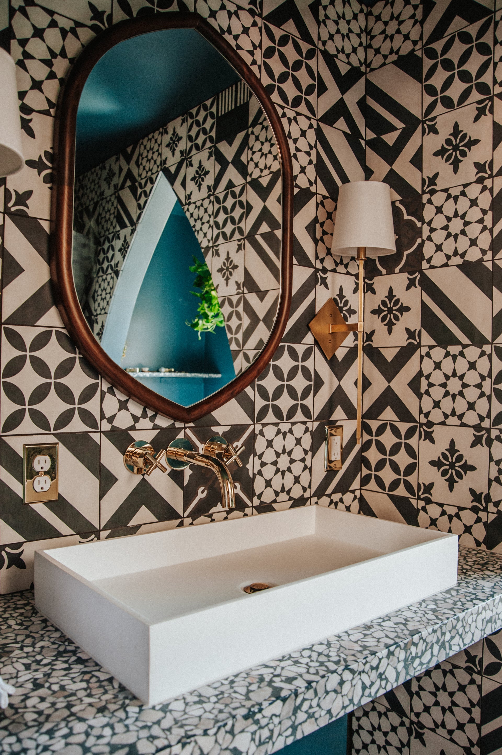 cortland wall sconce