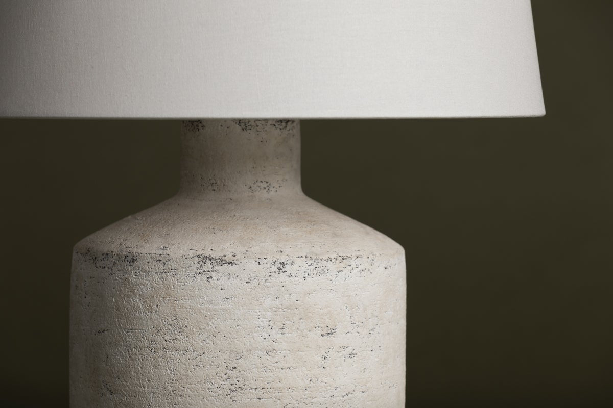 dallas table lamp