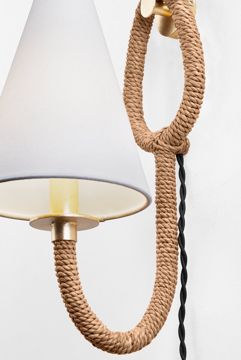 deaver plug-in sconce