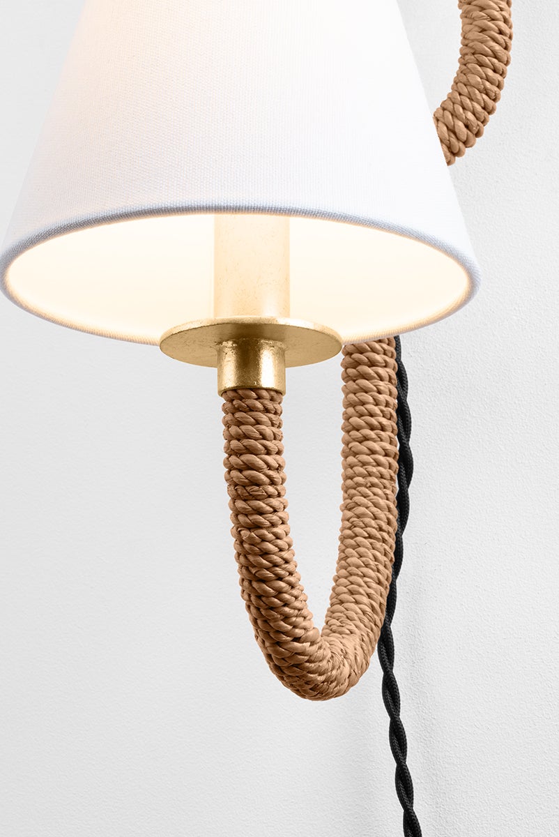 deaver plug-in sconce