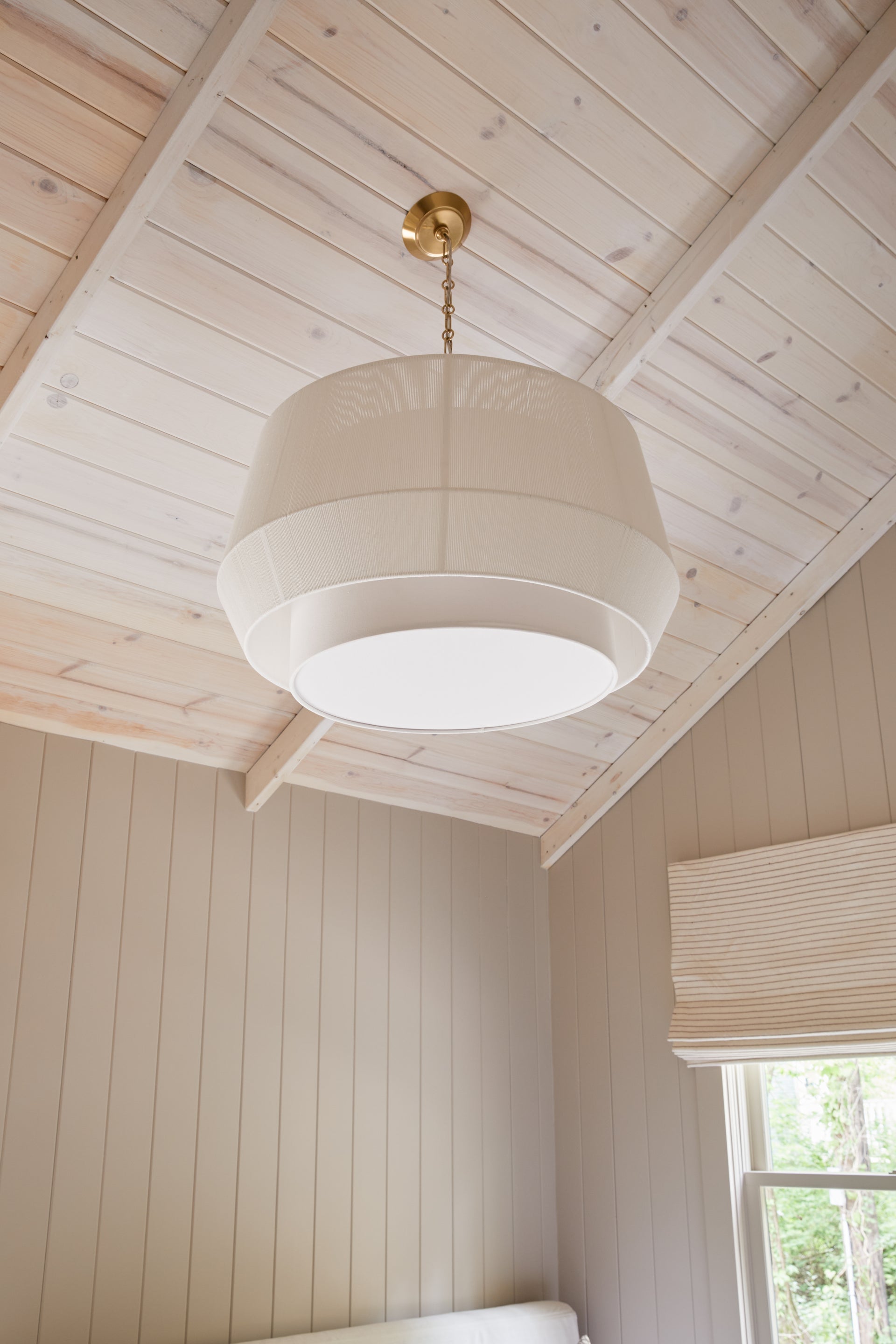 debi pendant