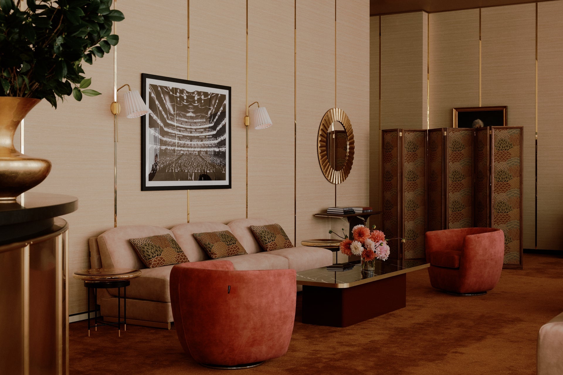 demi plug-in sconce