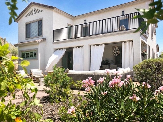 dixon exterior wall sconce