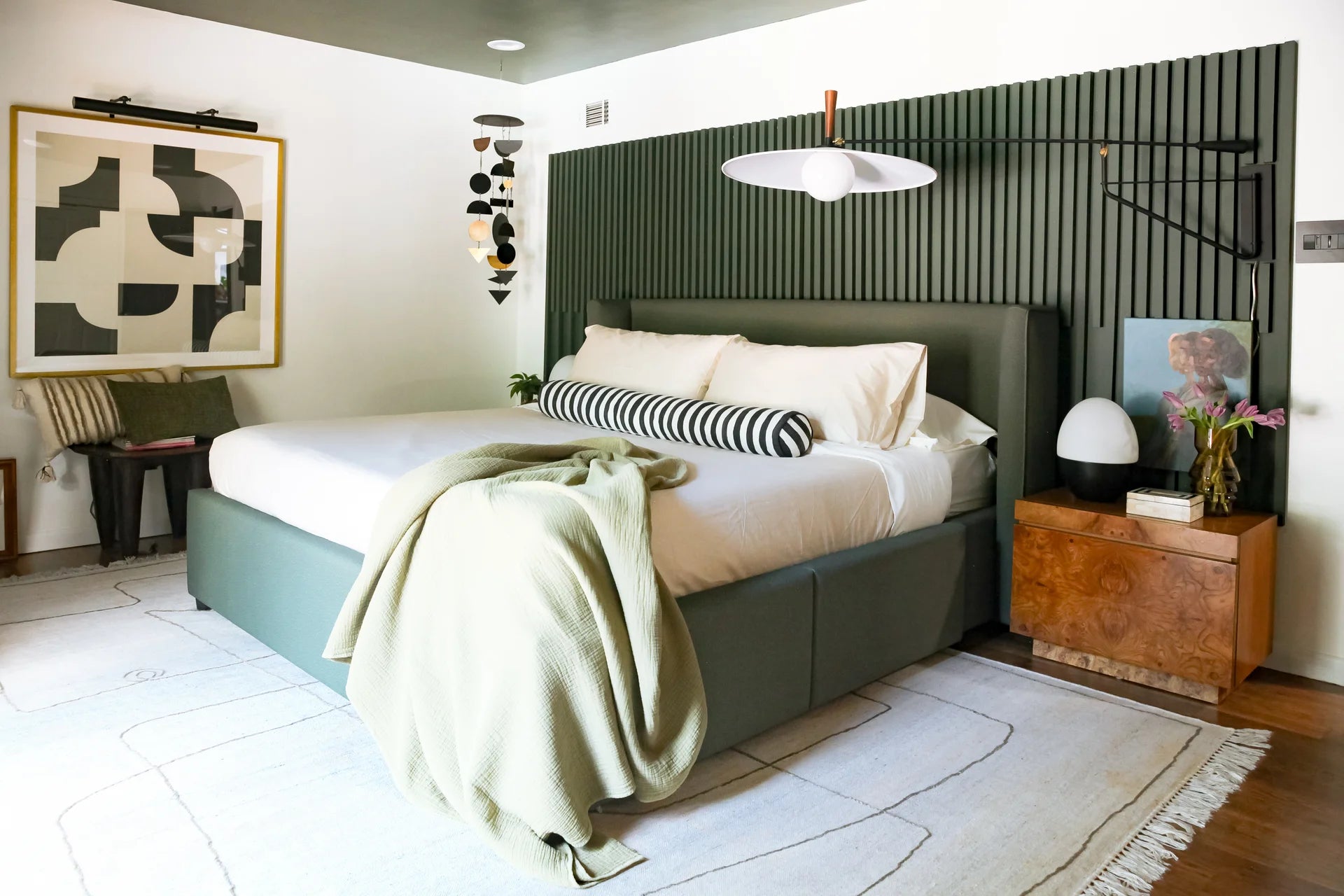 duarte plug-in sconce