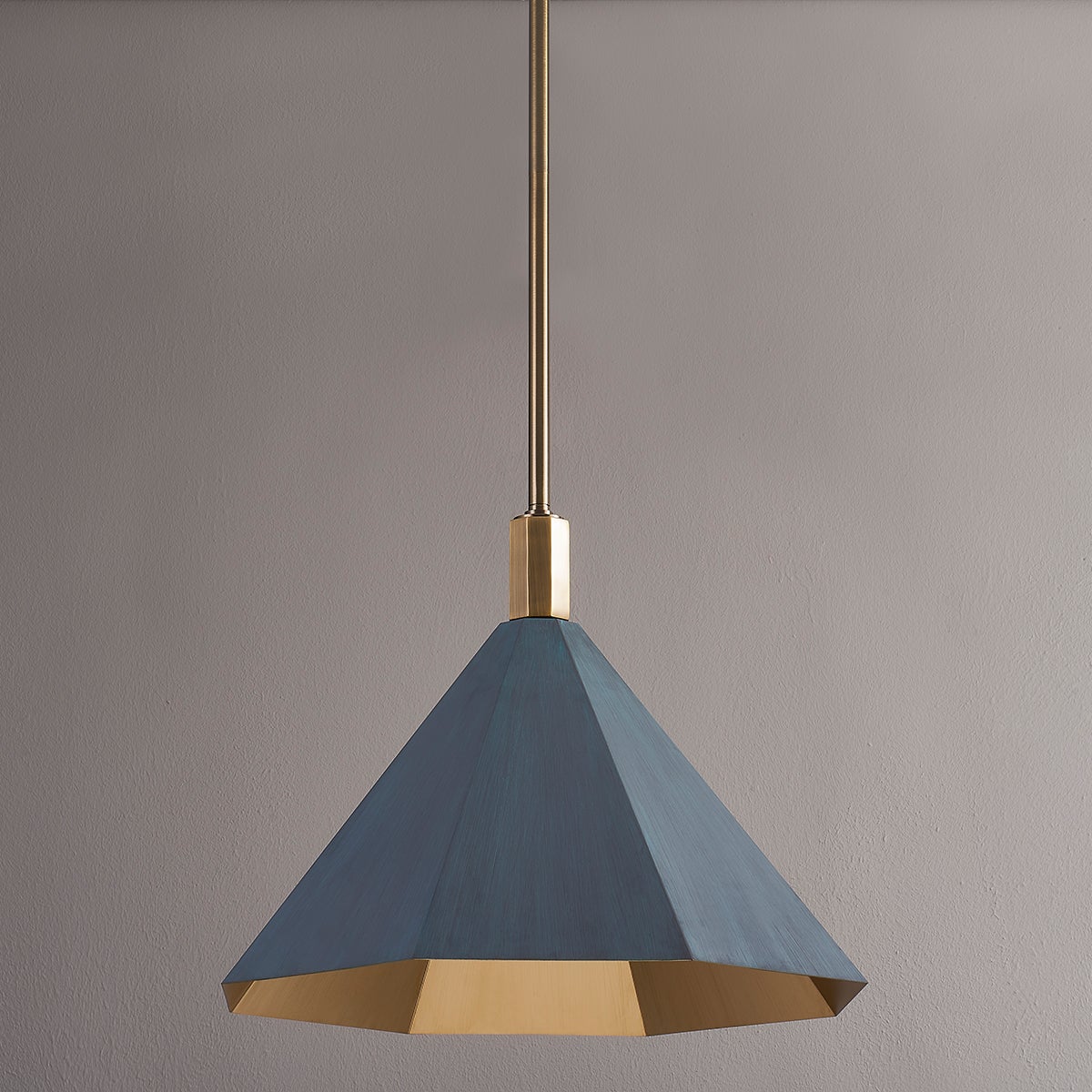 huntley pendant