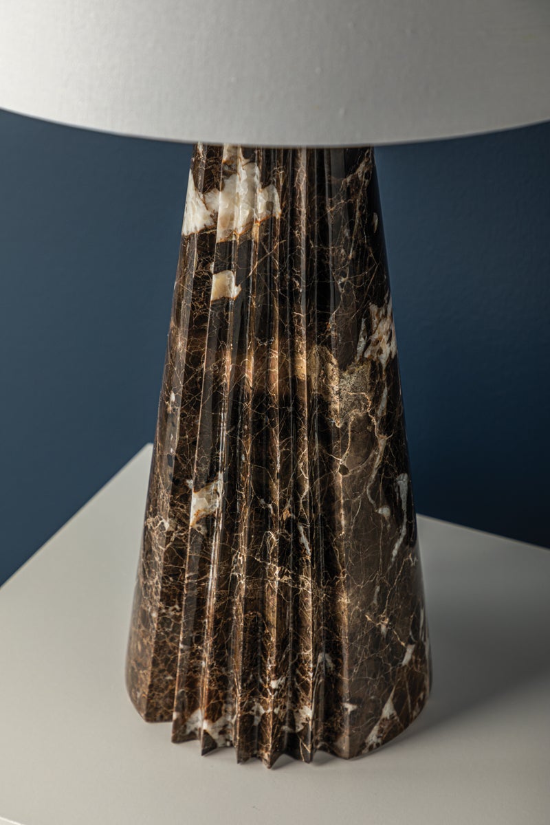 fanny table lamp