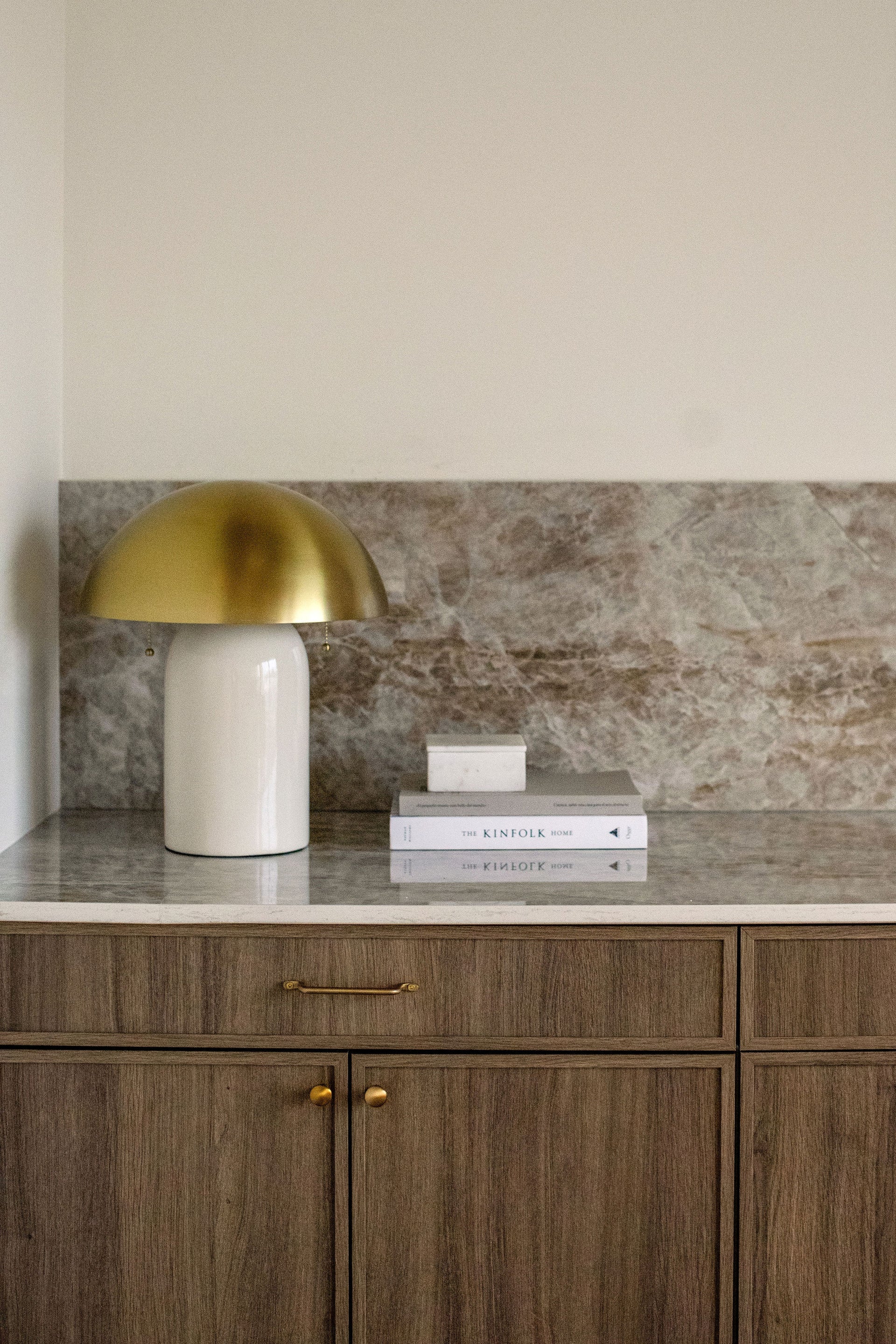 gaia table lamp