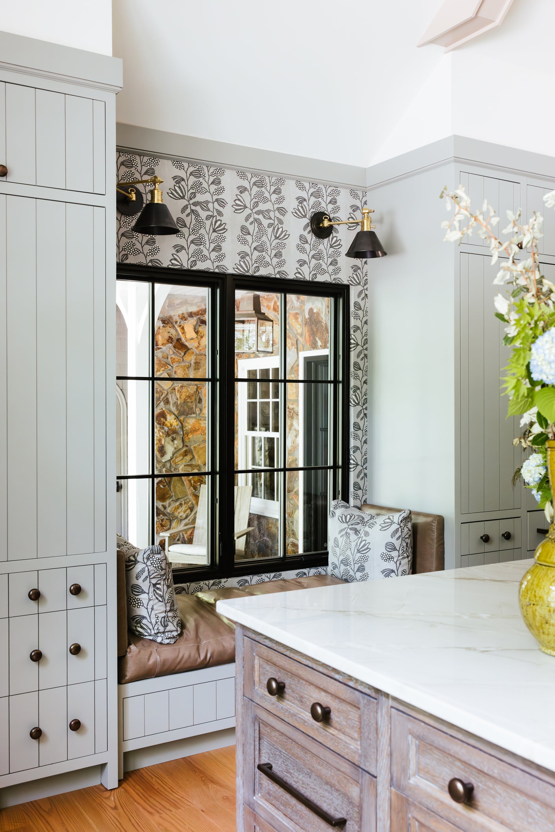 garden city wall sconce
