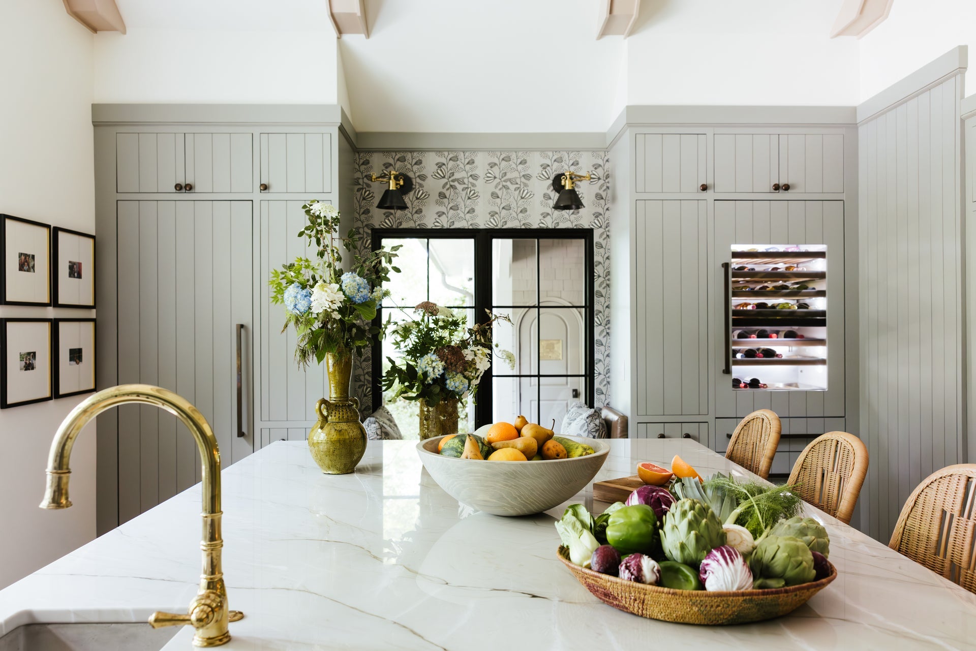 garden city wall sconce