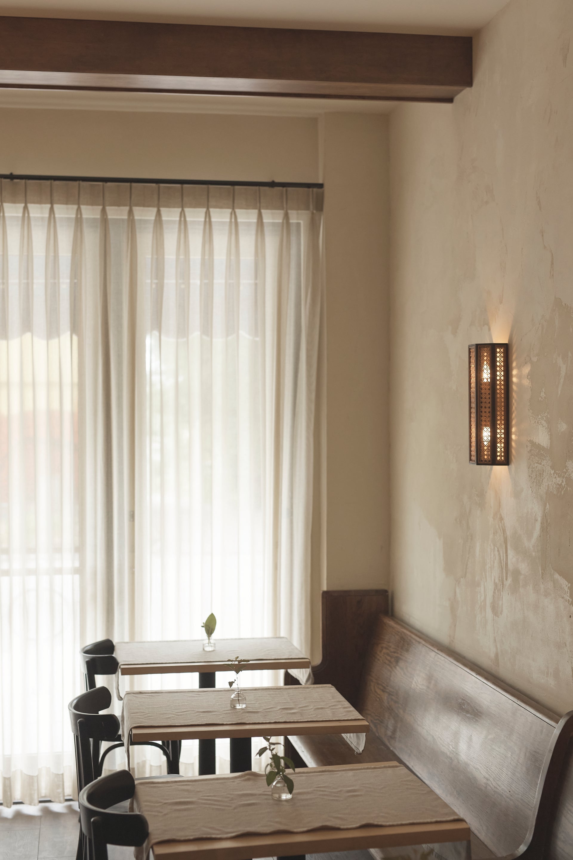 georgia wall sconce