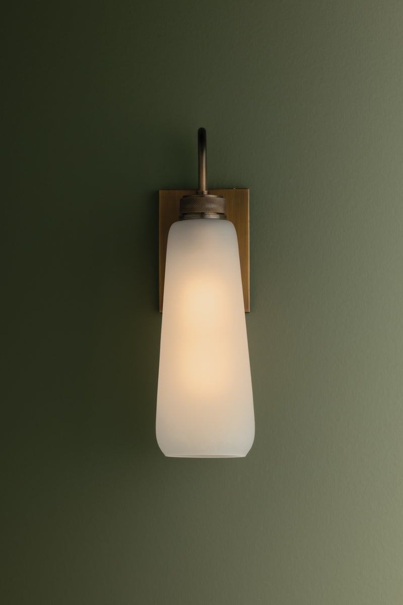 gulliver wall sconce