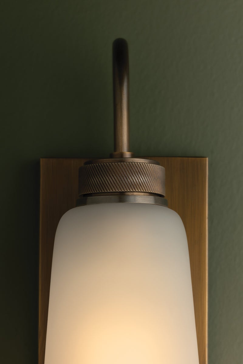 gulliver wall sconce