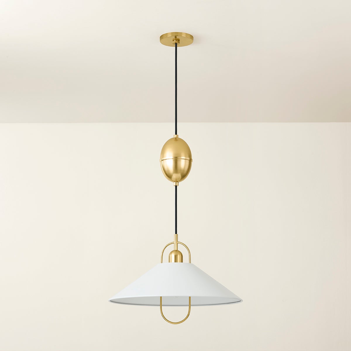 mariel pendant