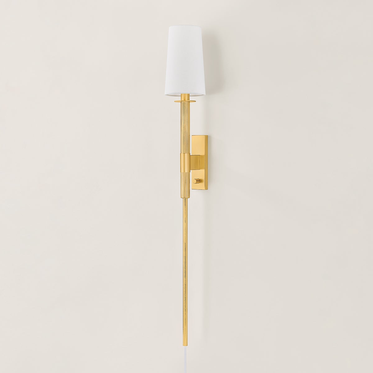 ginny plug-in sconce