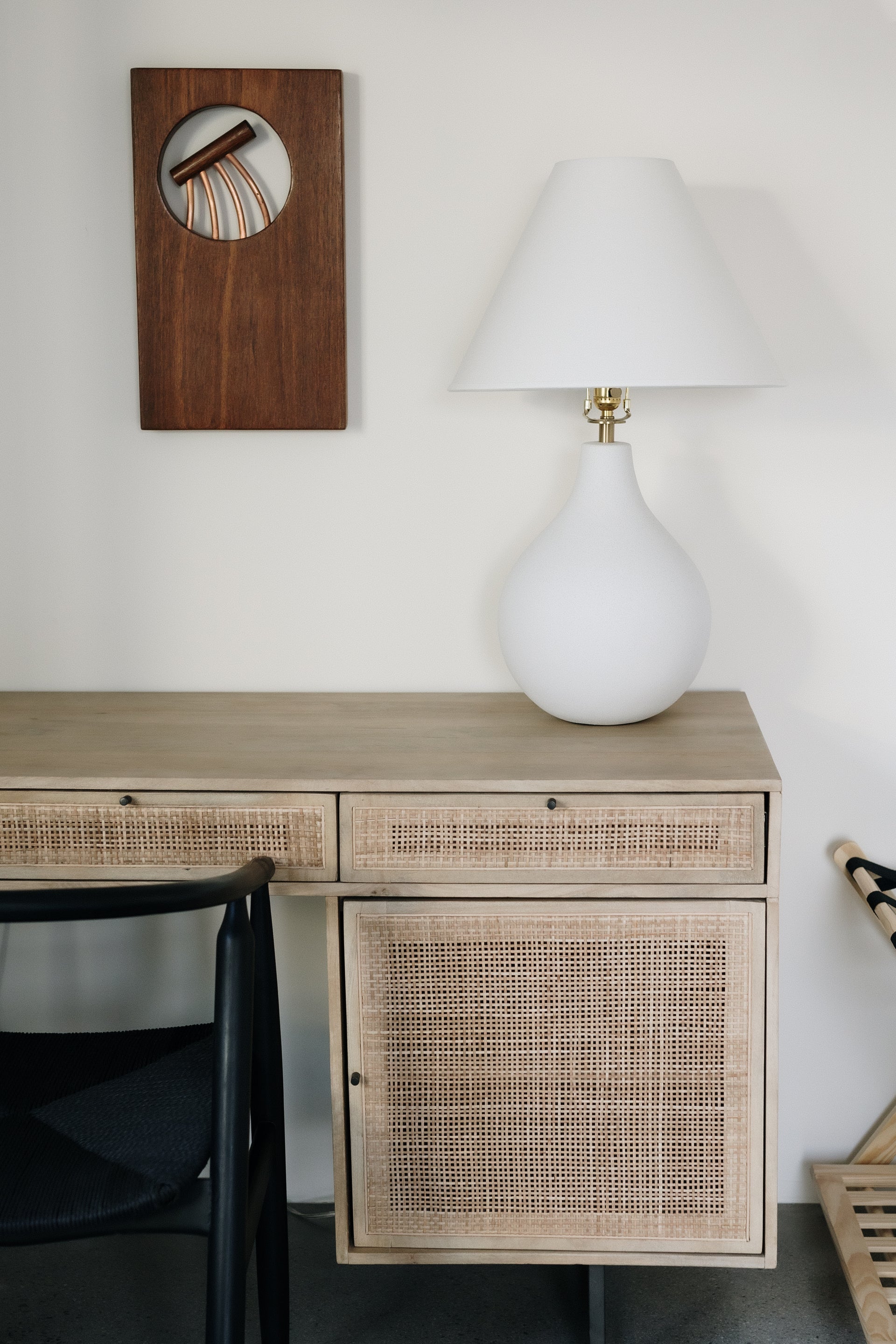 helena table lamp