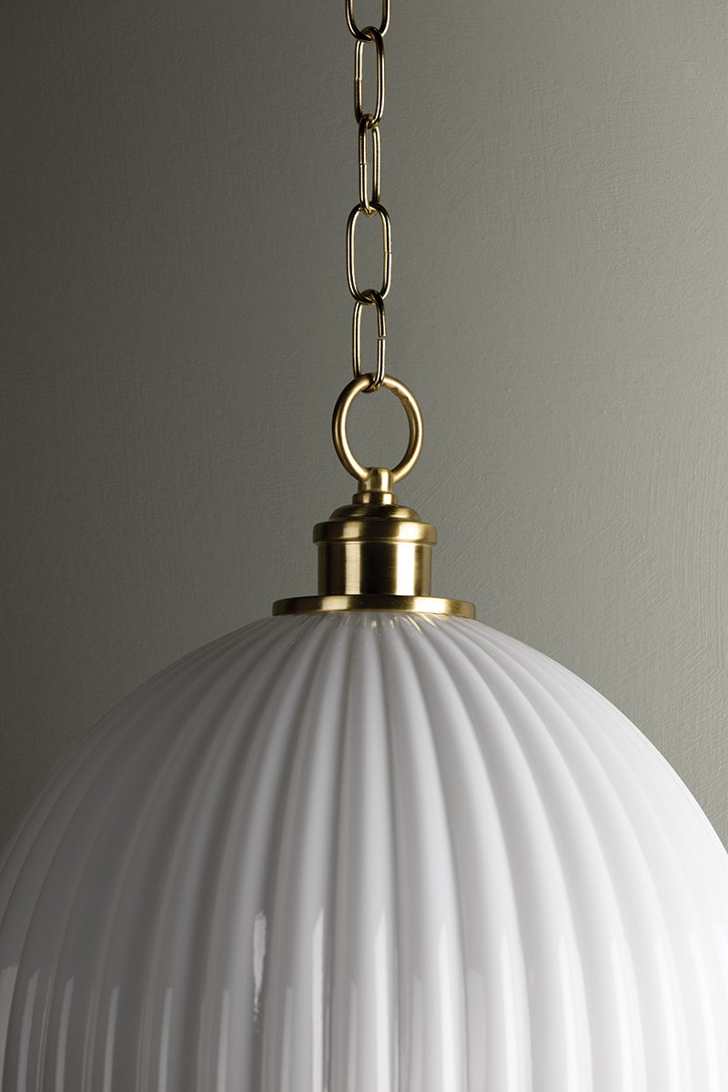hillary pendant