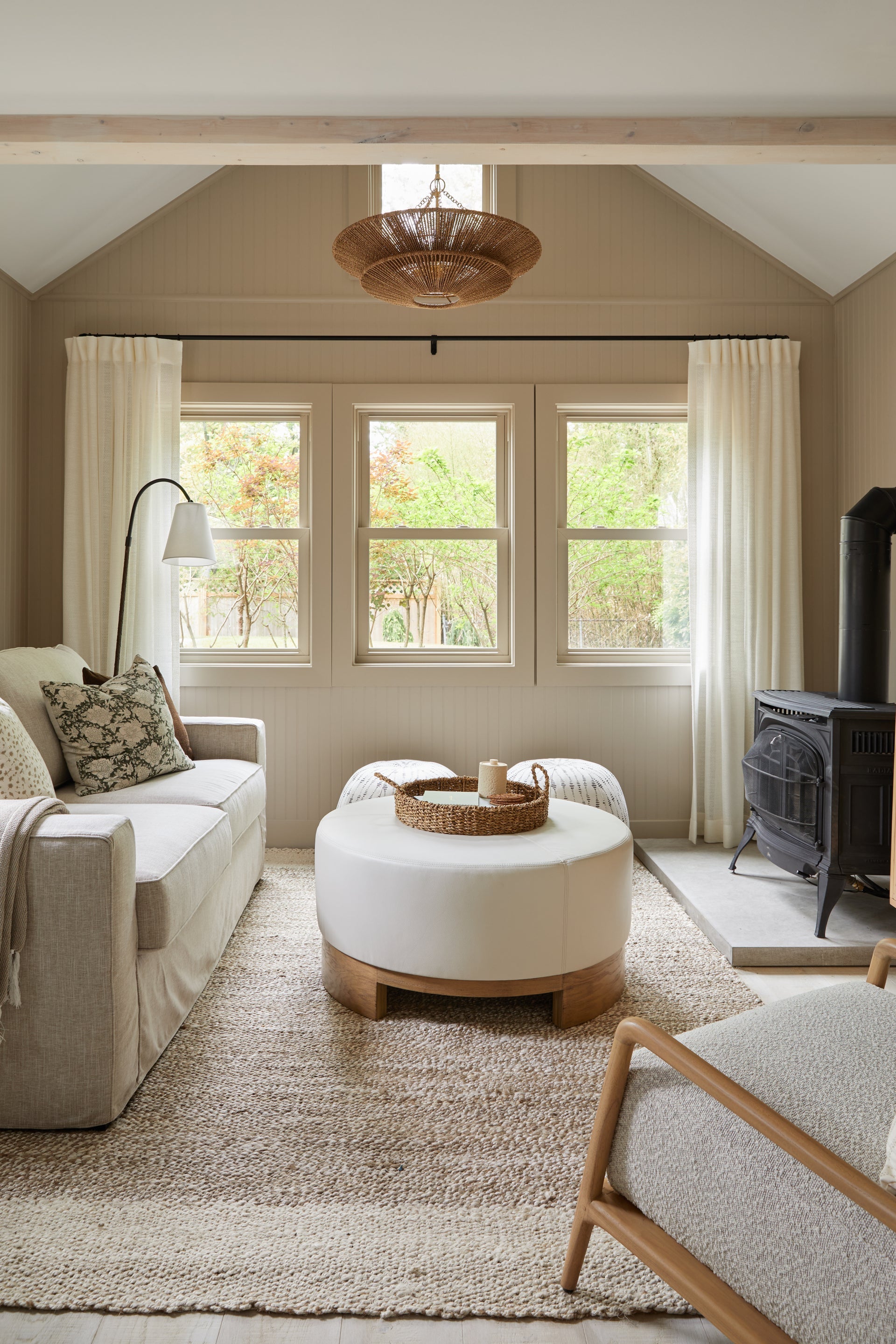 holliston floor lamp