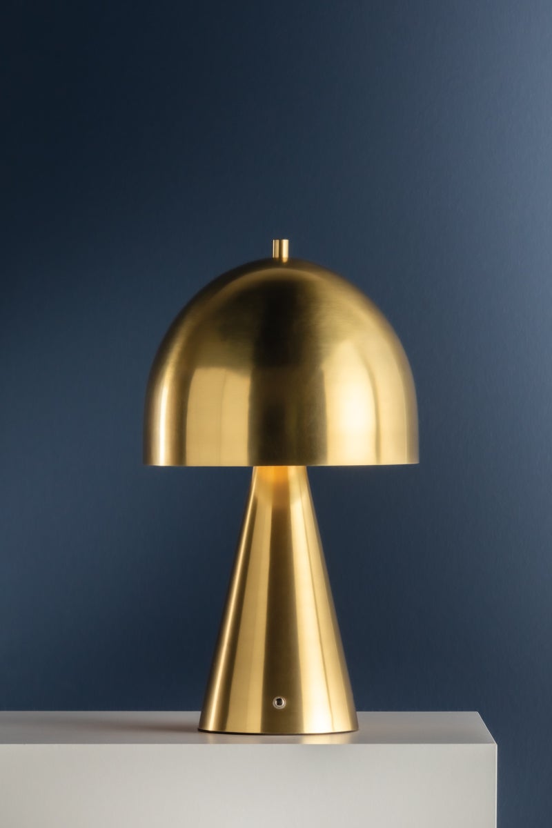 hopkinton rechargeable table lamp