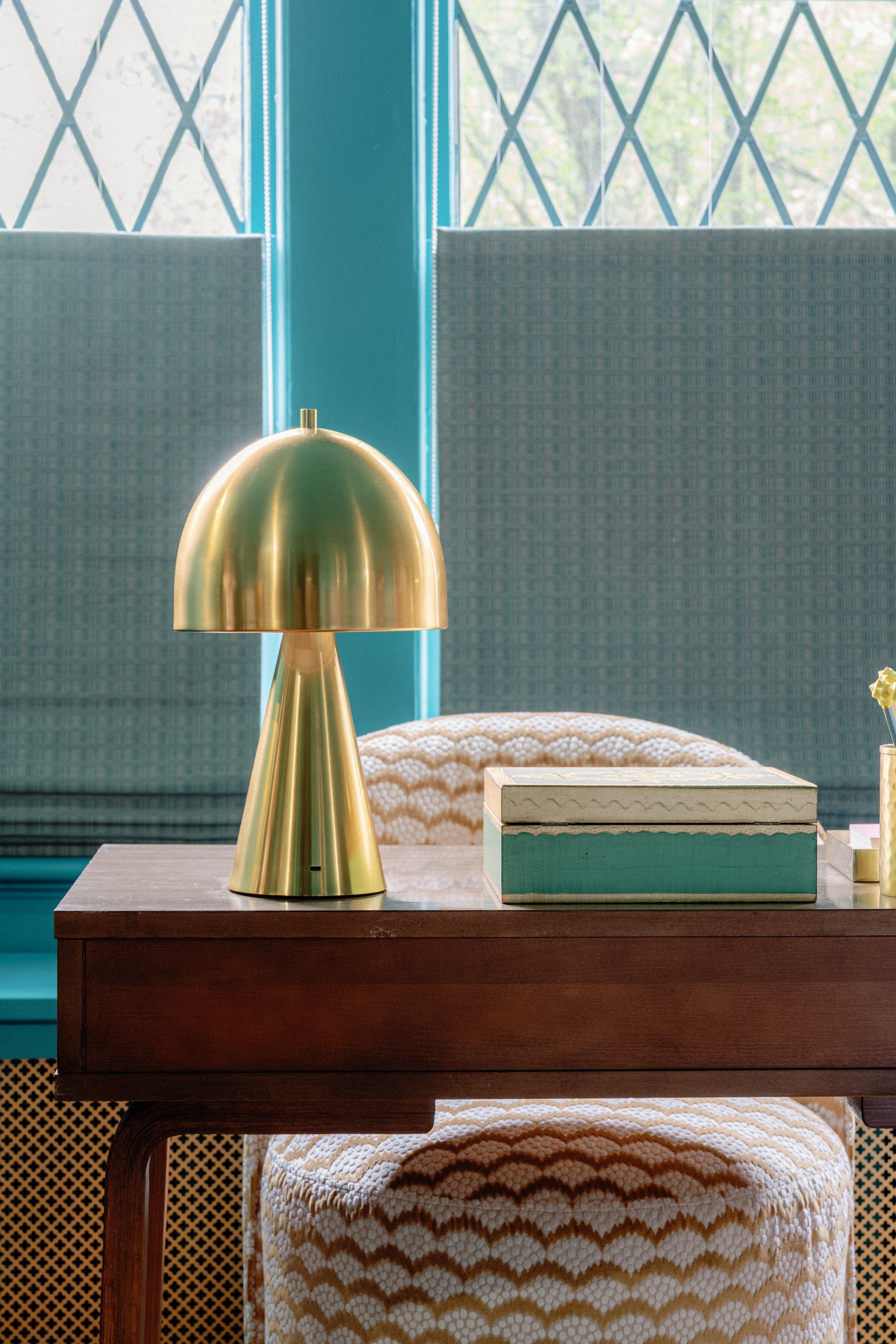 hopkinton rechargeable table lamp