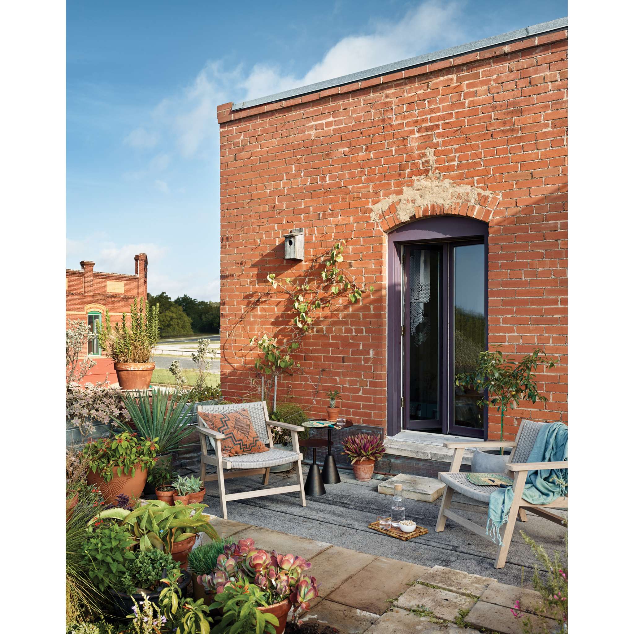 Delano Outdoor Chair