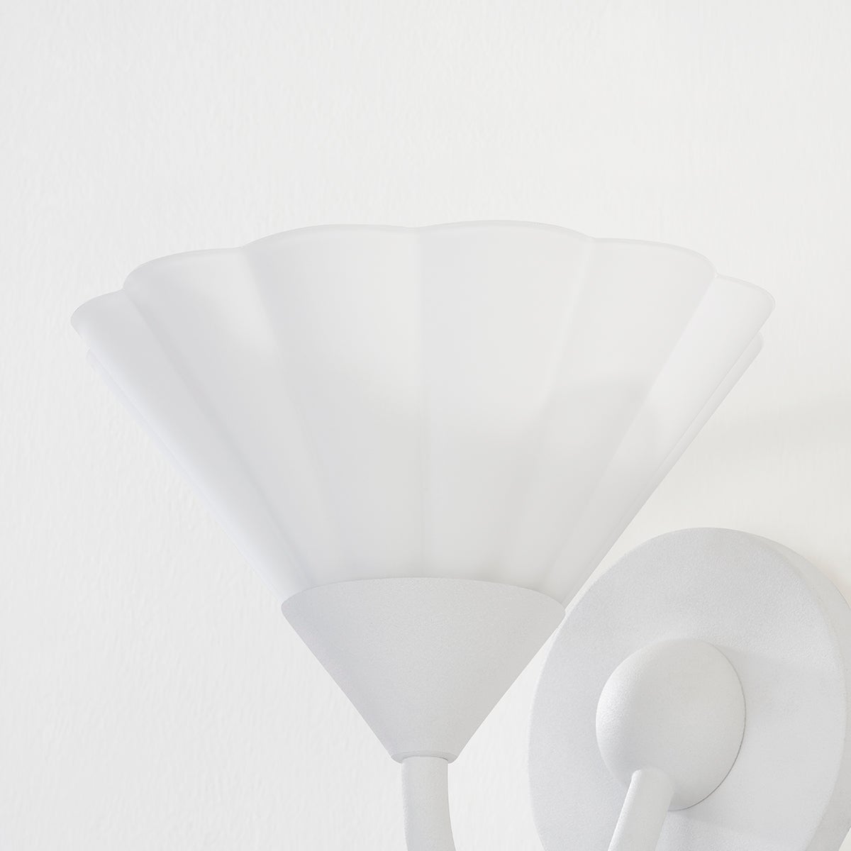 kelsey wall sconce