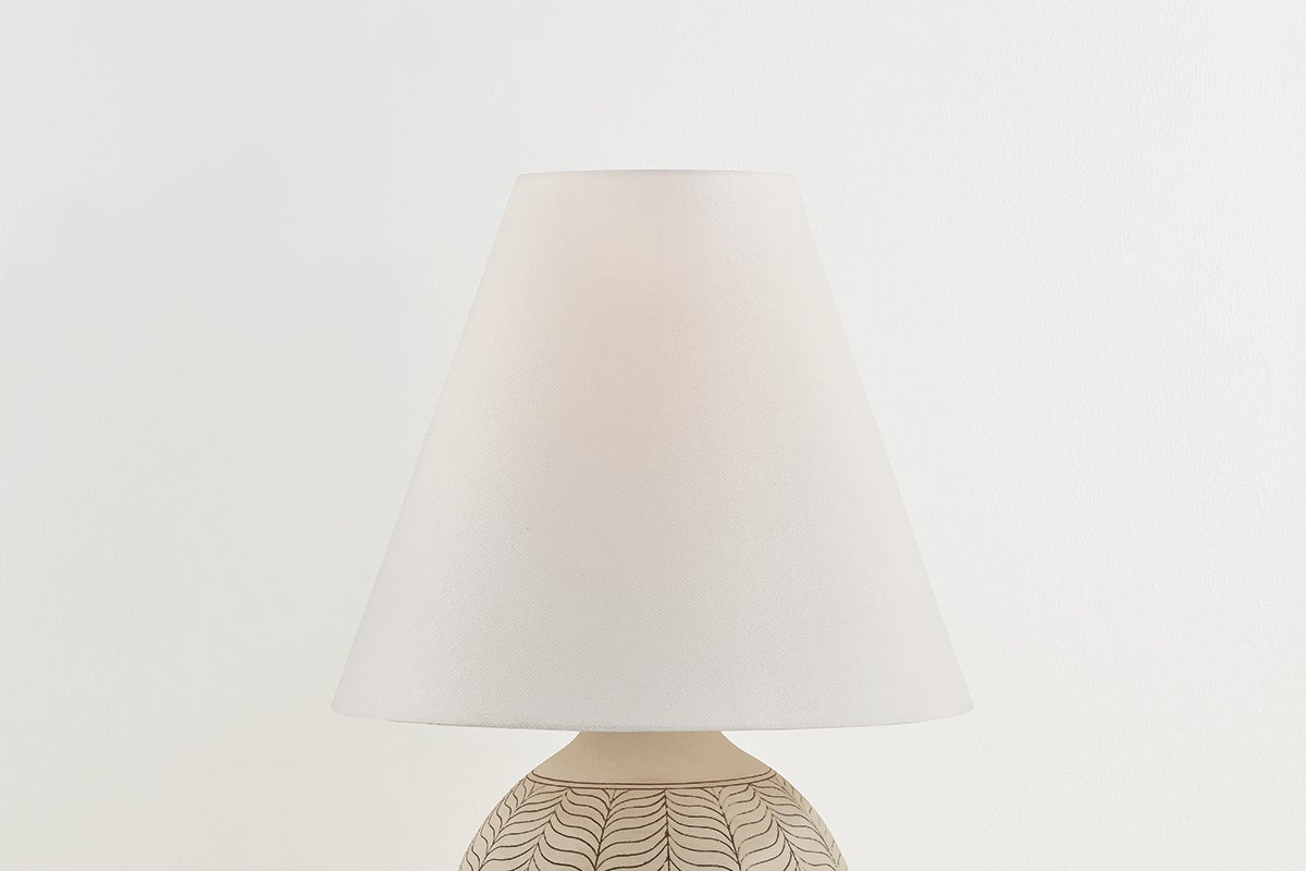 capers table lamp
