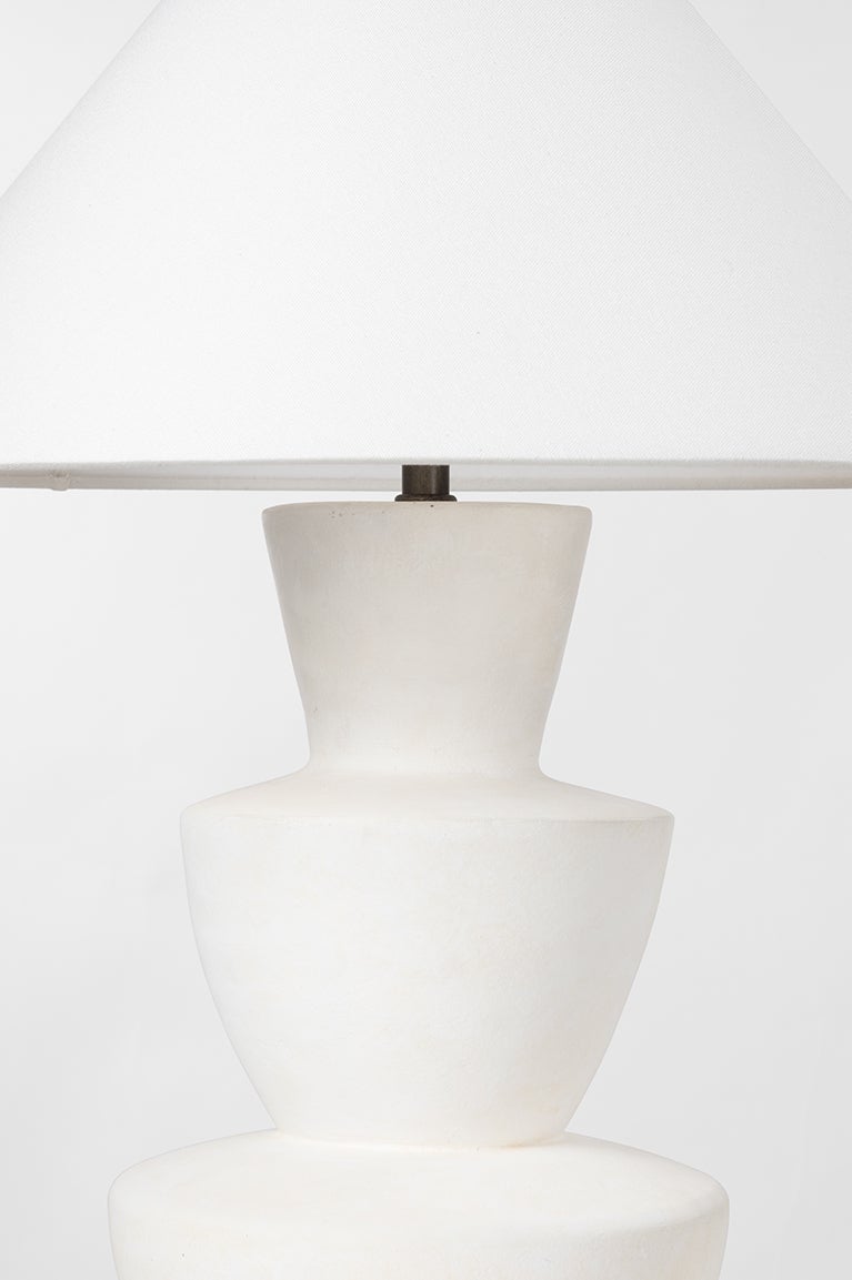 kamas table lamp