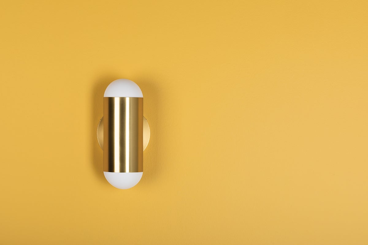 kira wall sconce