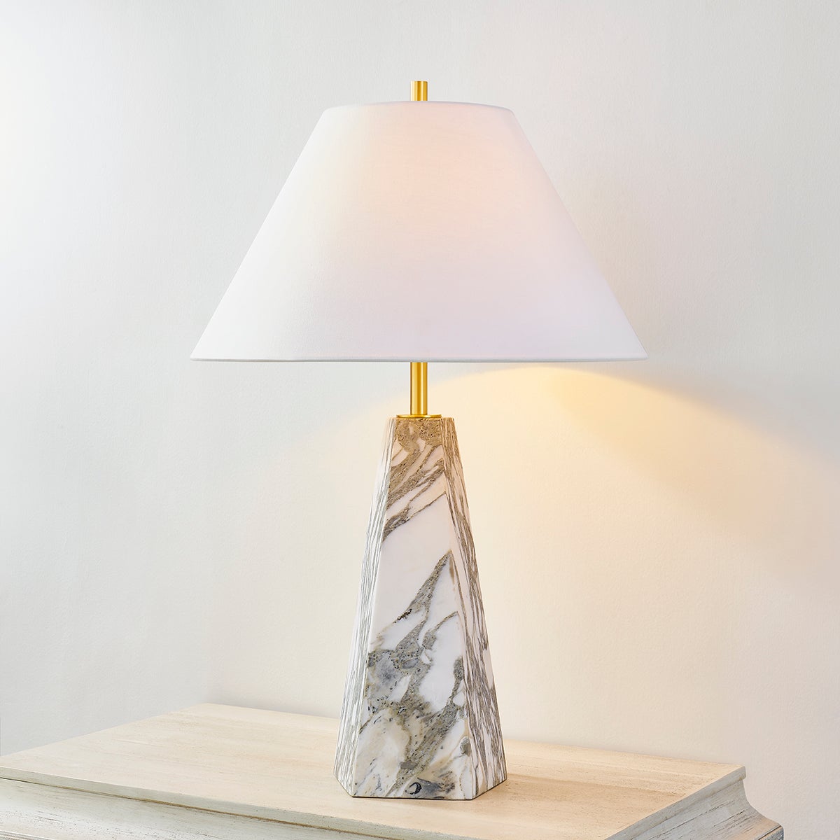 benicia table lamp