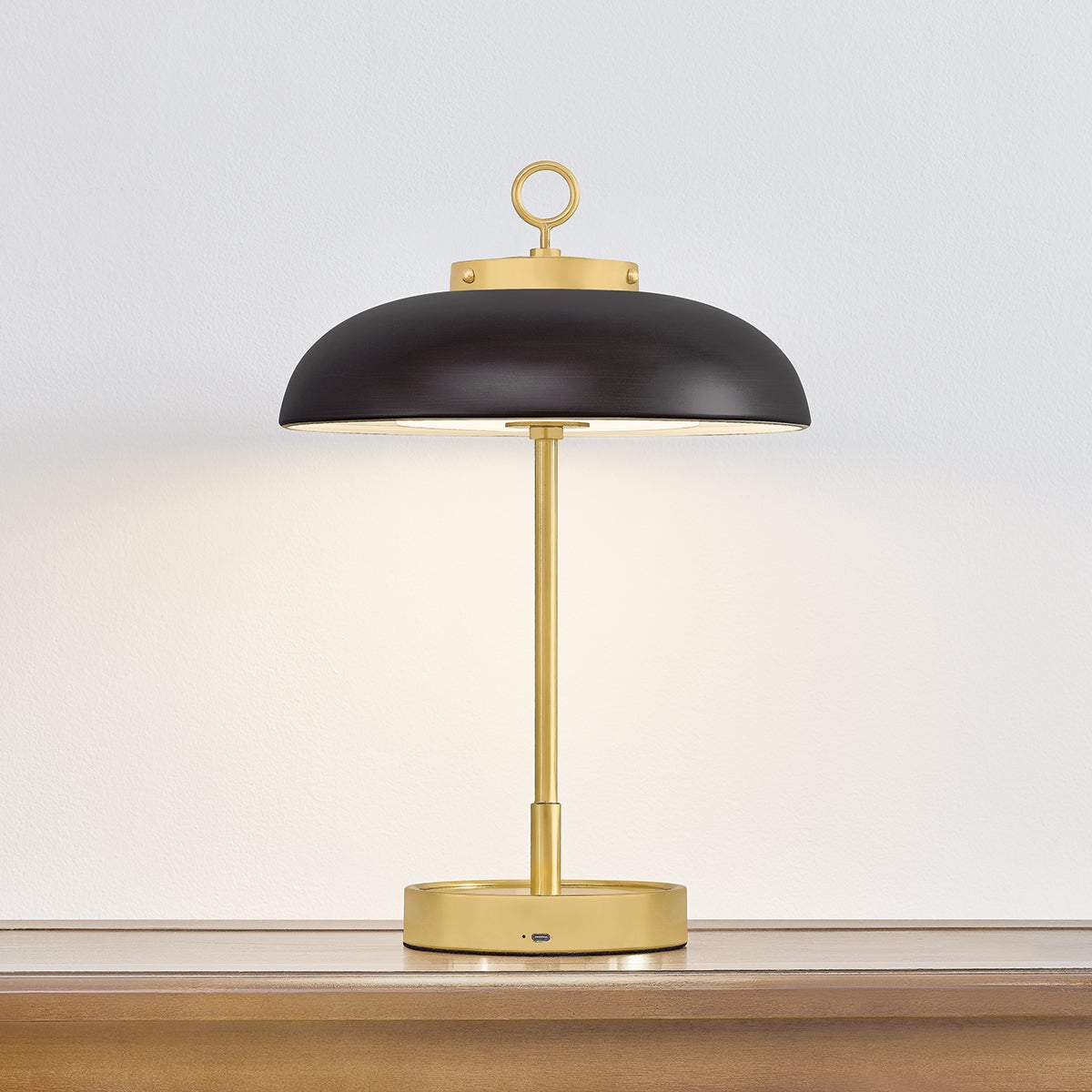 hector rechargeable table lamp