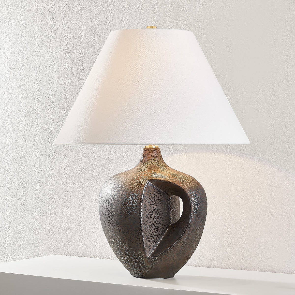avenel table lamp