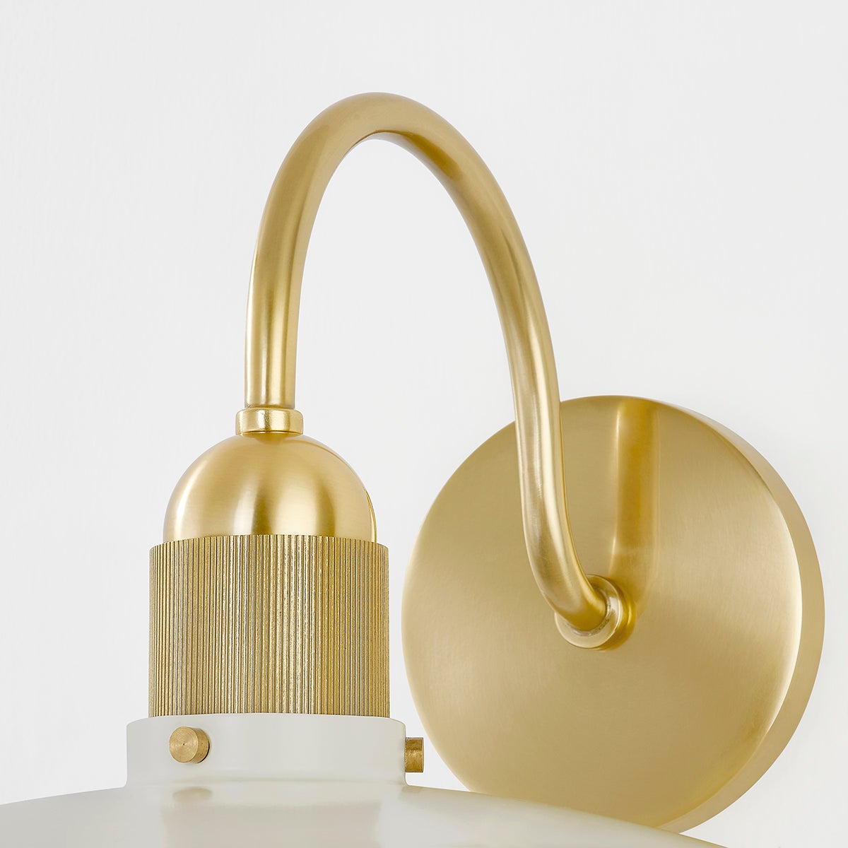 leanna wall sconce