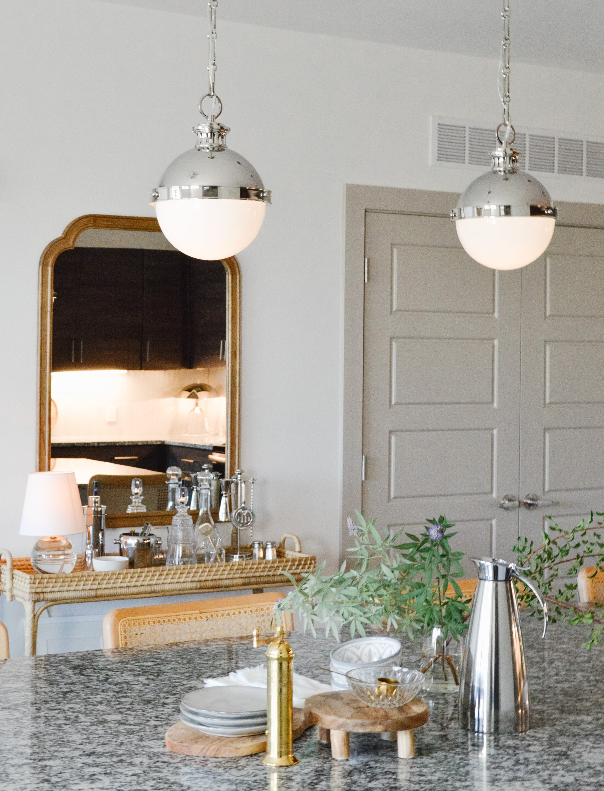 nicole table lamp