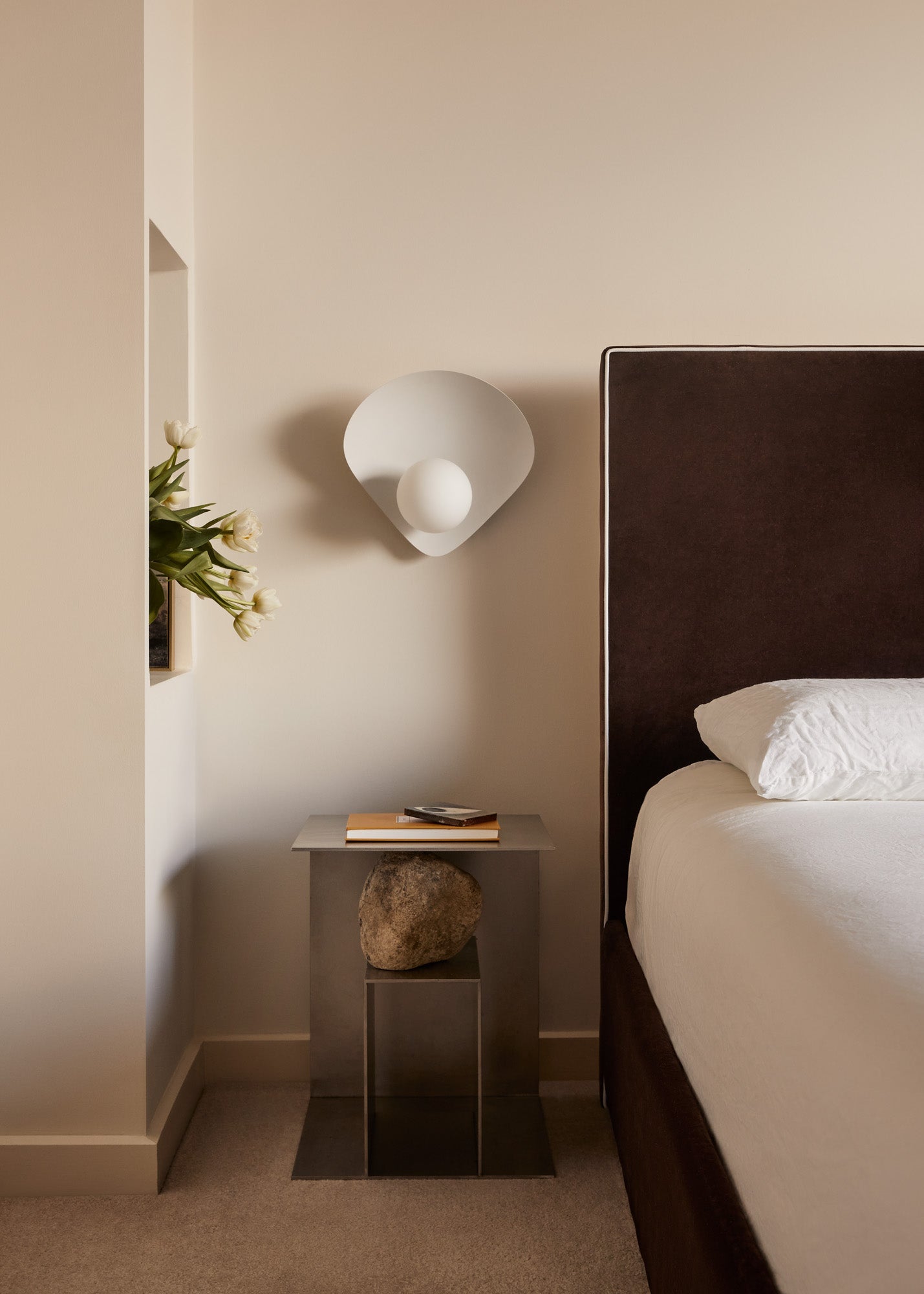 leni wall sconce