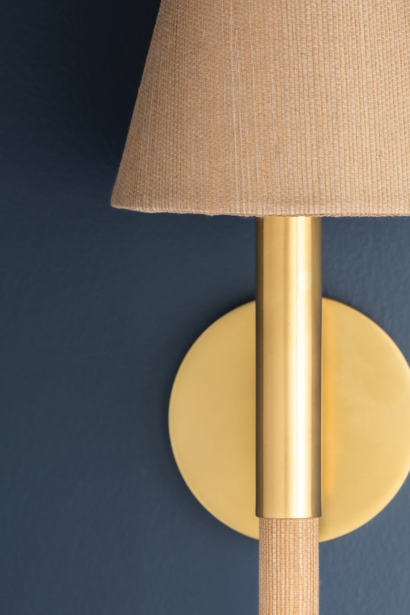 lindenwood wall sconce