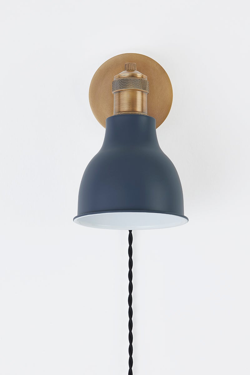 makin plug-in sconce