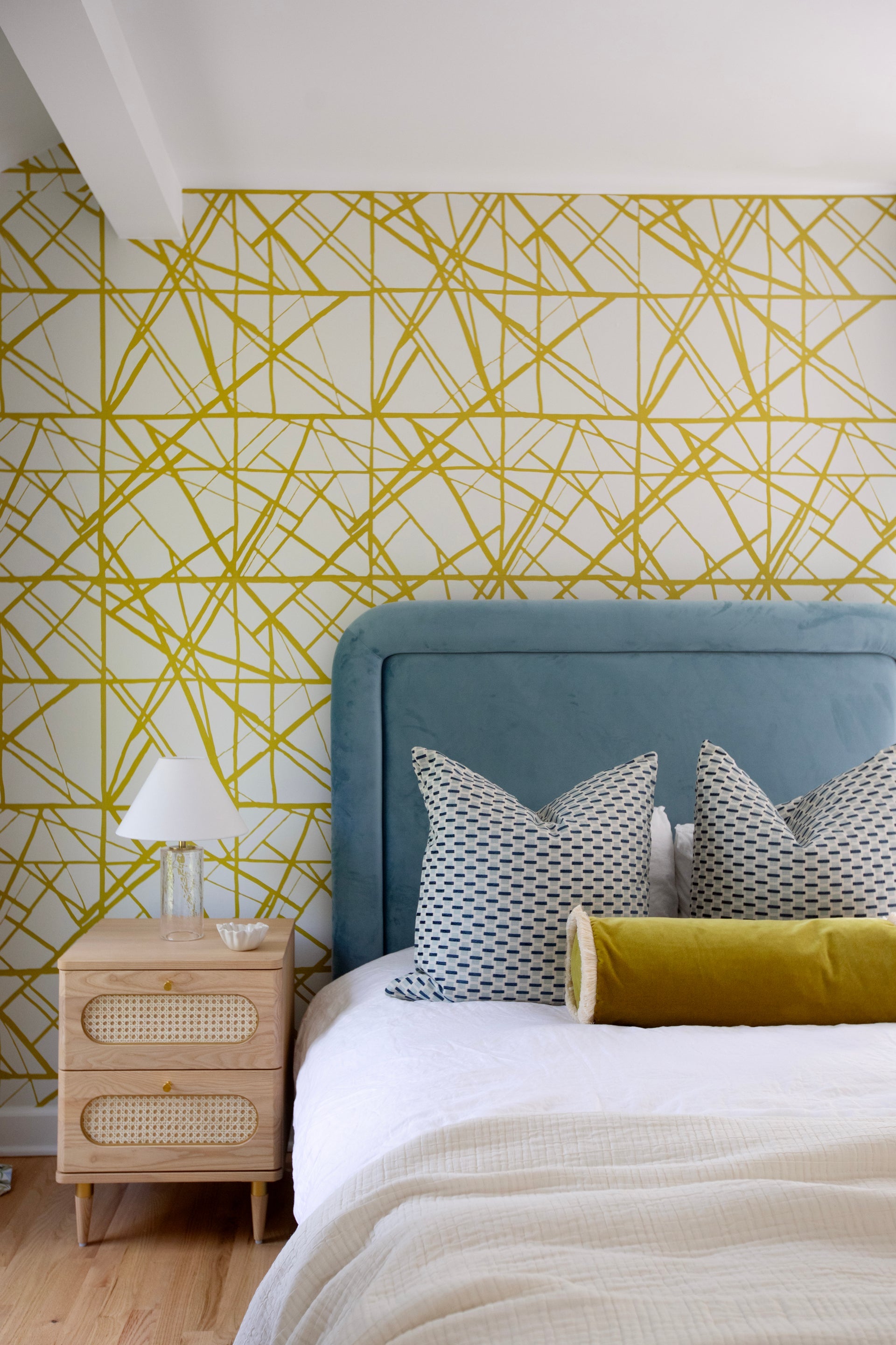 mandy table lamp