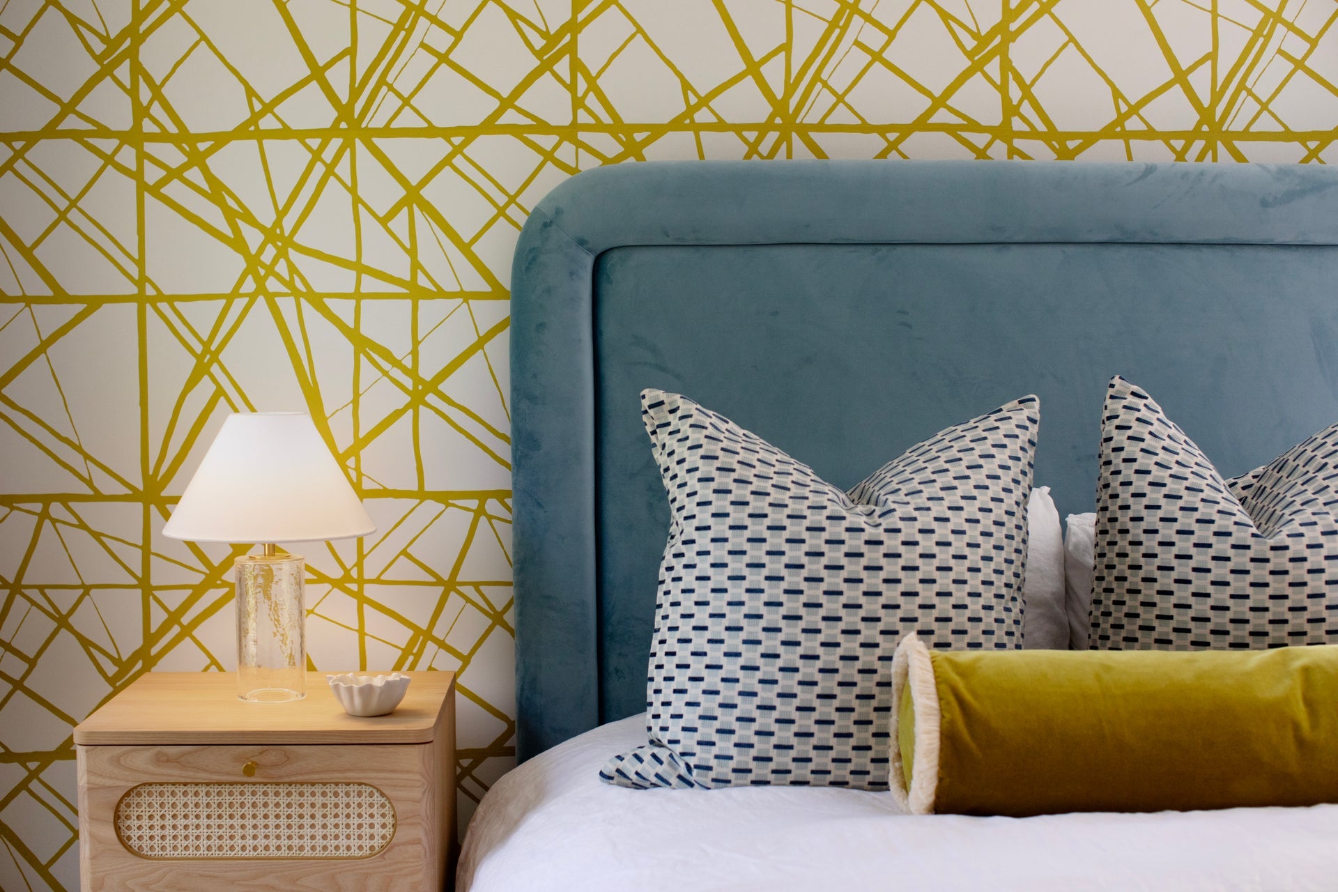 mandy table lamp