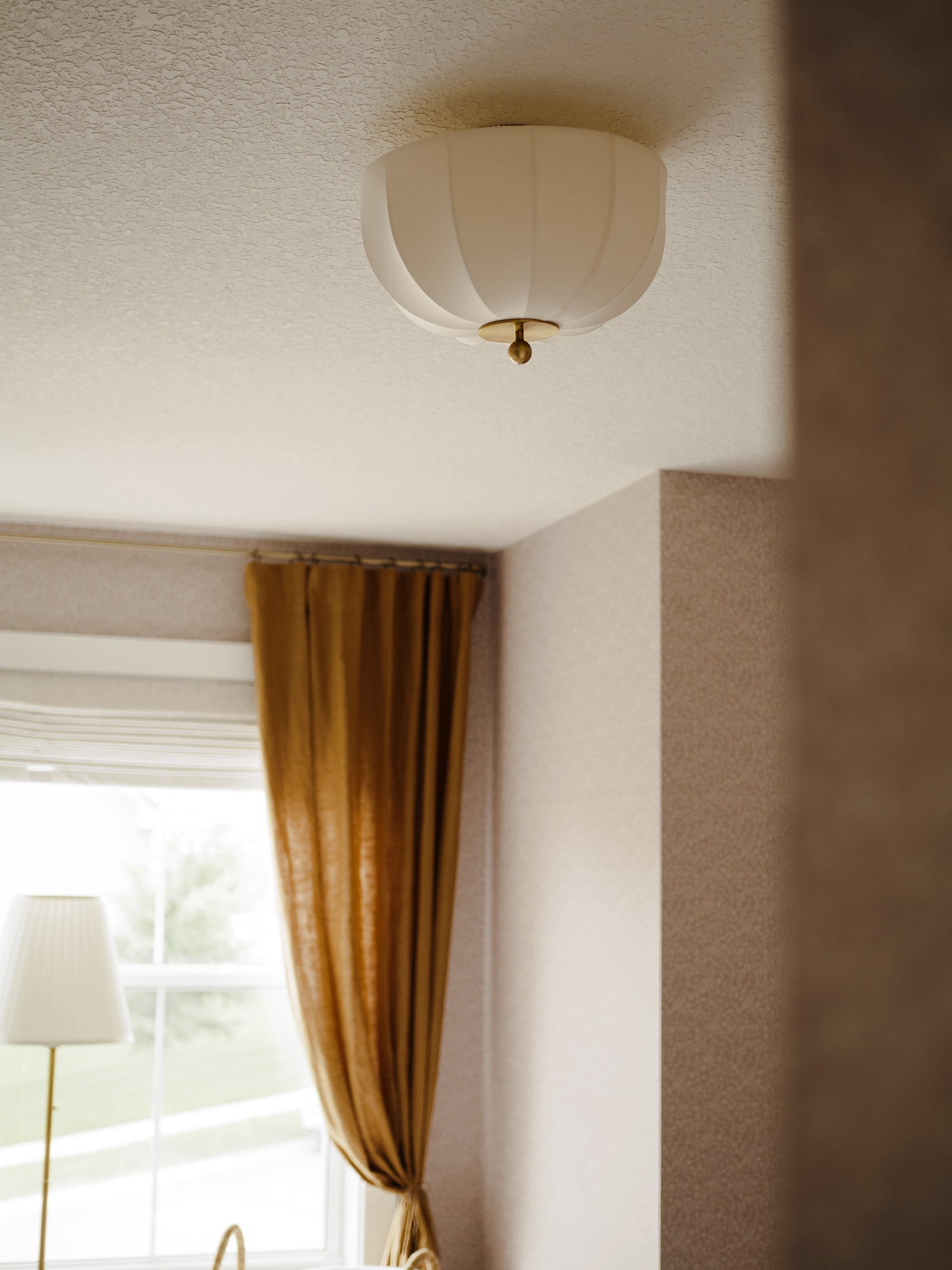 meshelle flush mount