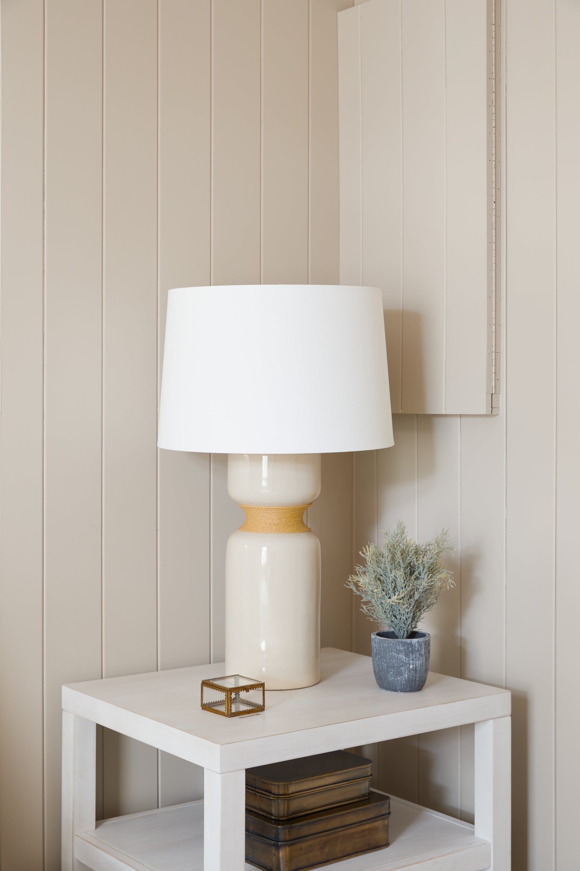 mindy table lamp
